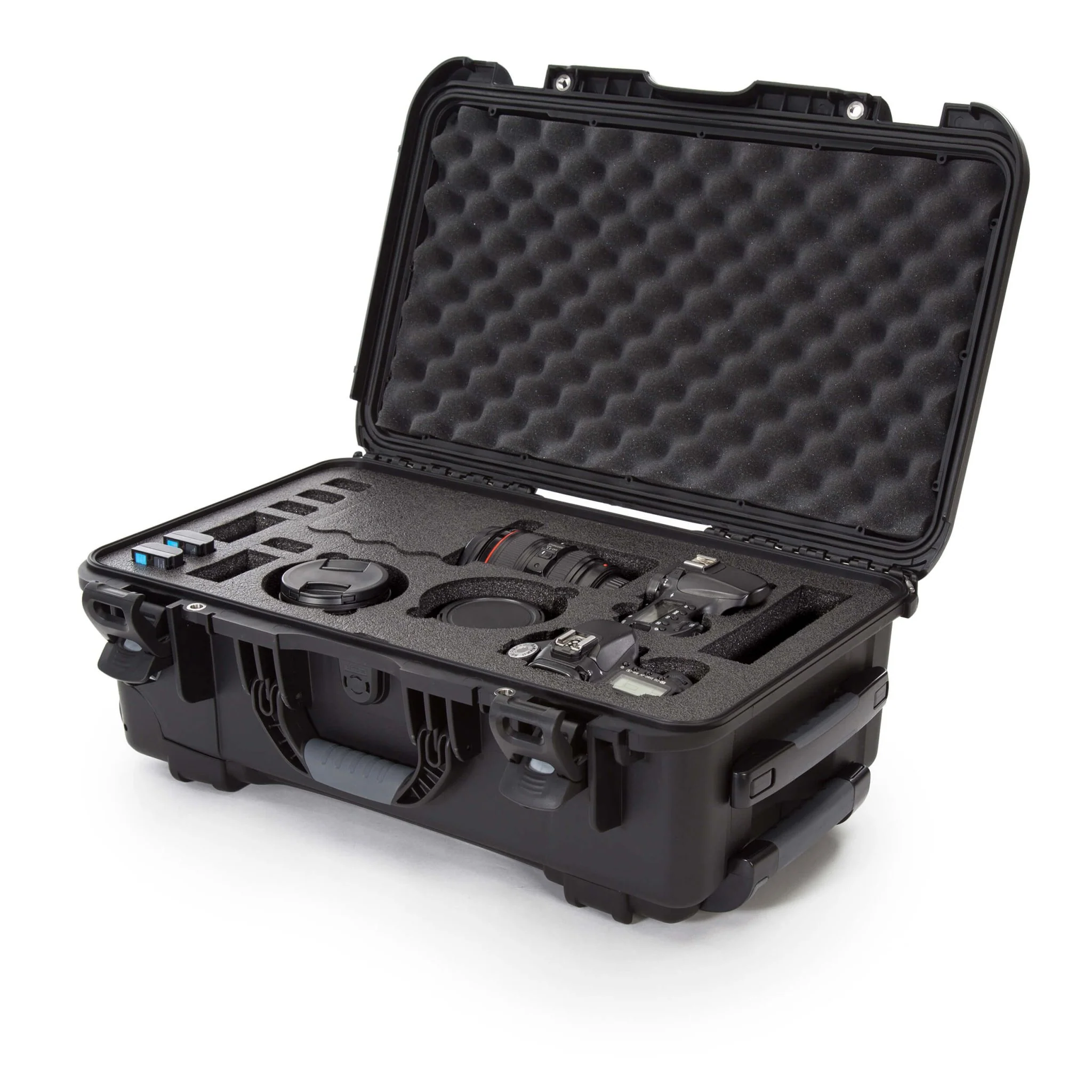 NANUK 935 DSLR Camera Case - Image 27