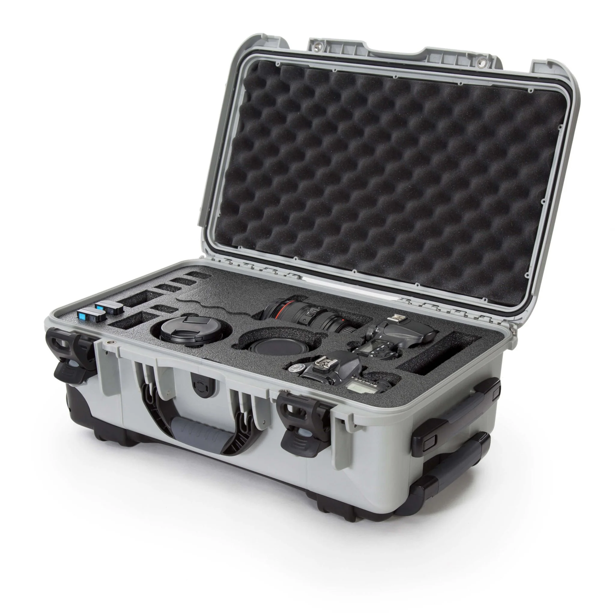 NANUK 935 DSLR Camera Case - Image 31