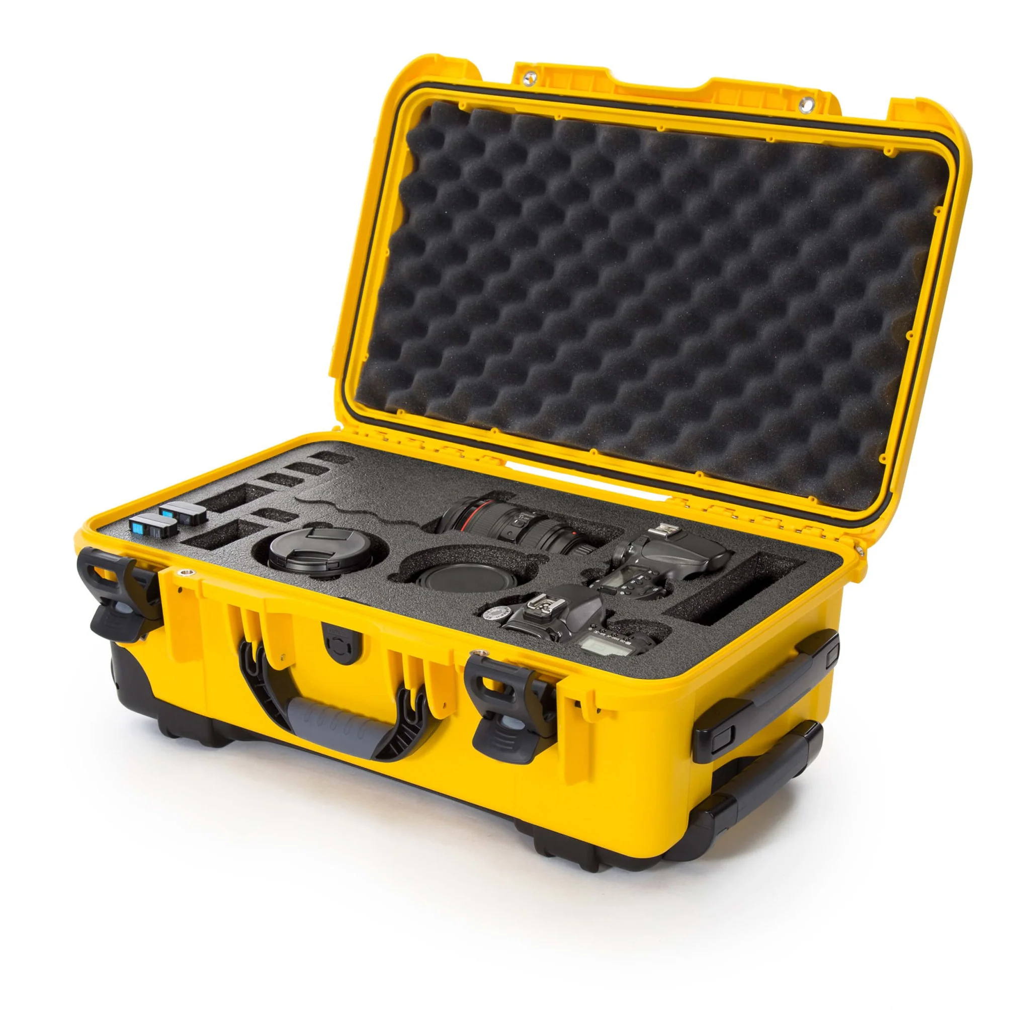 NANUK 935 DSLR Camera Case - Image 32